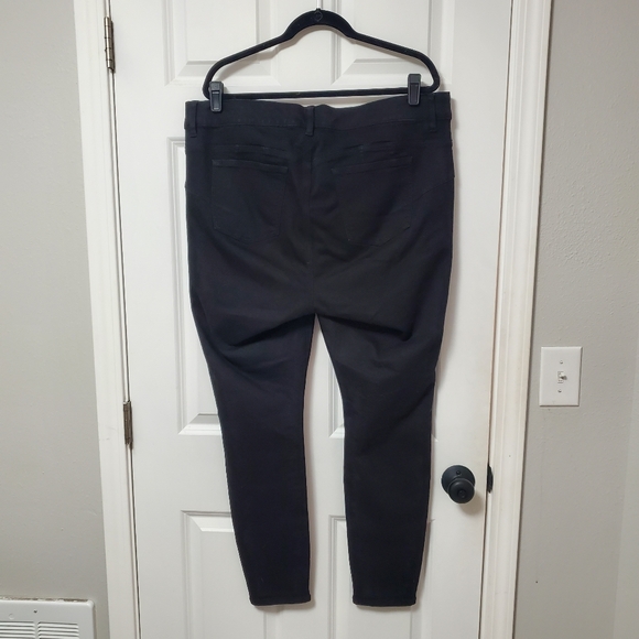 Torrid Bombshell Skinny Jeans Size 20 - Picture 4 of 11